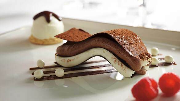 Holland America Koningsdam Dining Pinnacle-Grill_The-Wave-dessert-with-berries.jpg